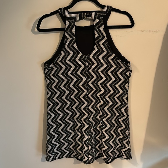Candie's Black and White Zigzag Dress - Picture 2 of 11